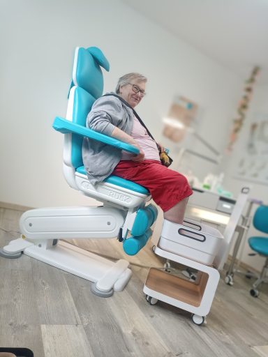 Begleitung zu Terminen wie Arzt, Fußpflege, Friseur,...